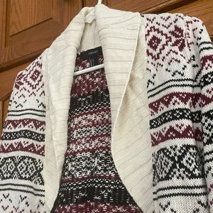 Forever 21 sweater Small